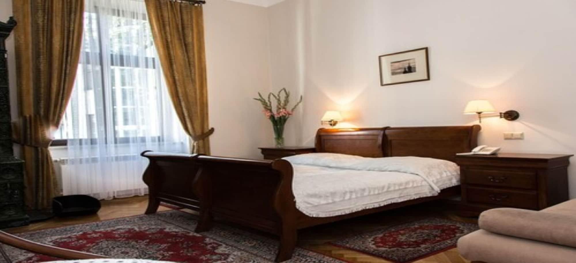 Aparthotel Basztowa Cracovia Esterno foto