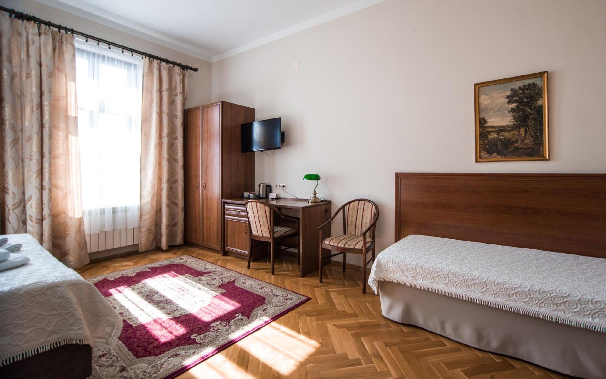 Aparthotel Basztowa Cracovia Esterno foto
