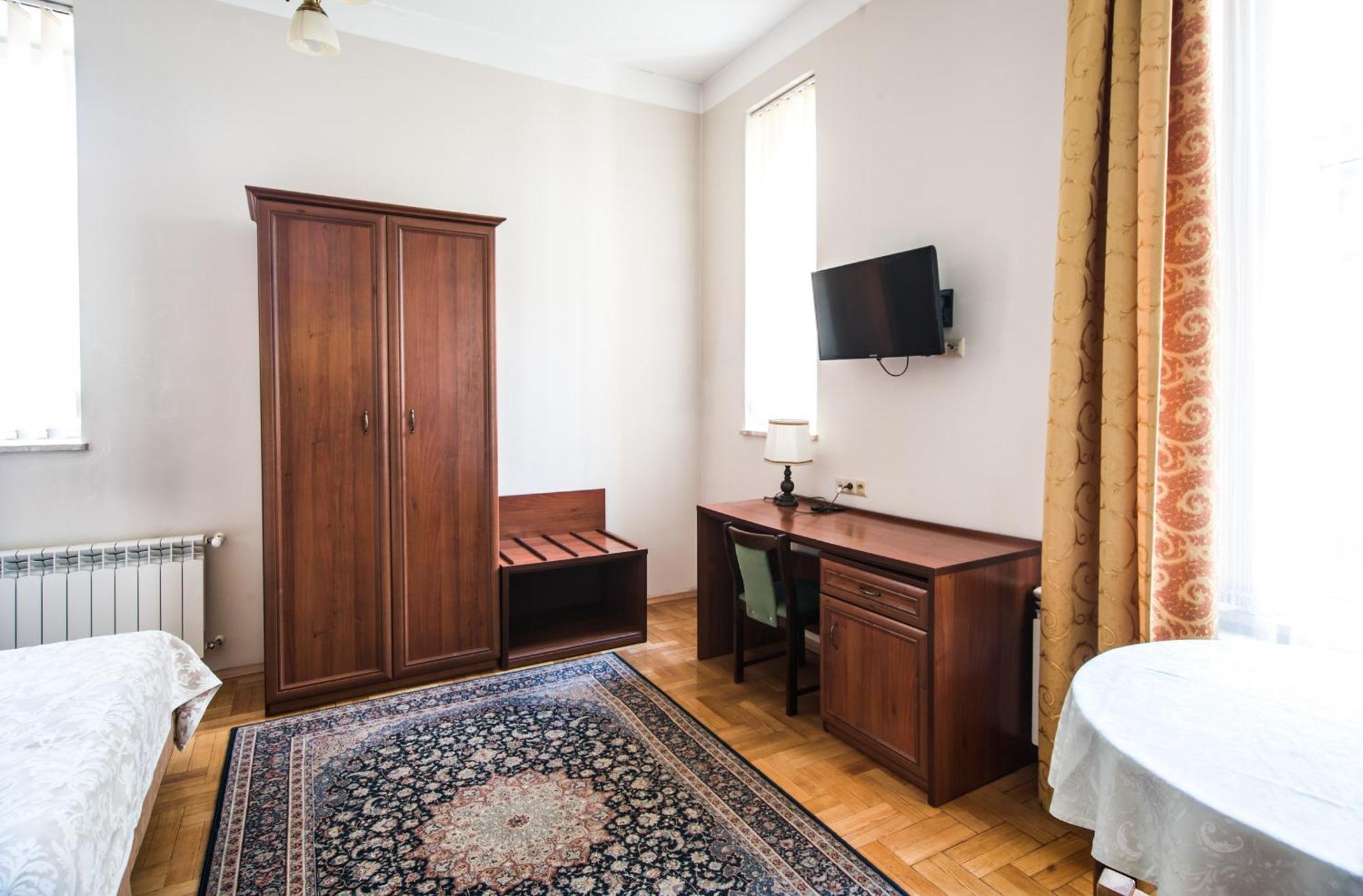 Aparthotel Basztowa Cracovia Esterno foto